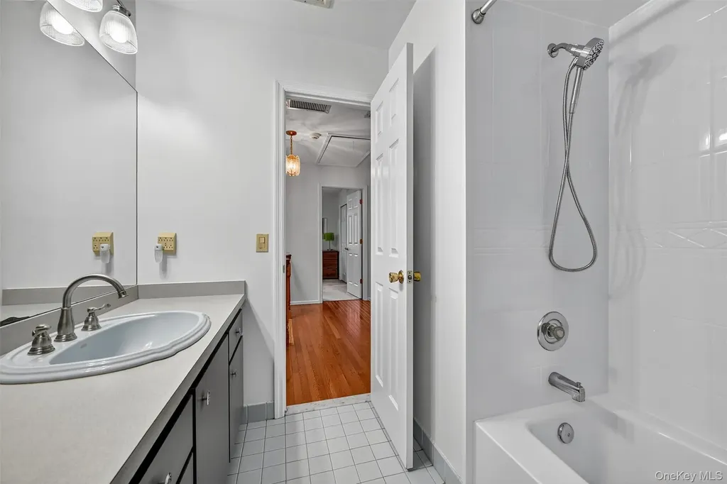 6 Phillips Drive Stony Point NY 10980