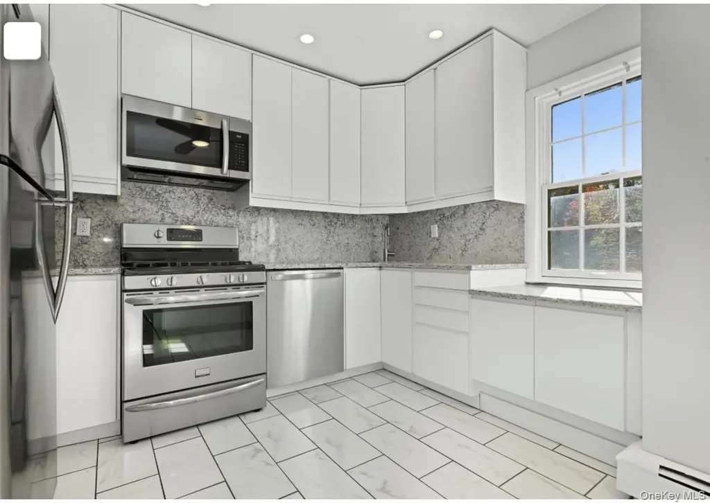 14-14 Bonnie Bayside NY 11360