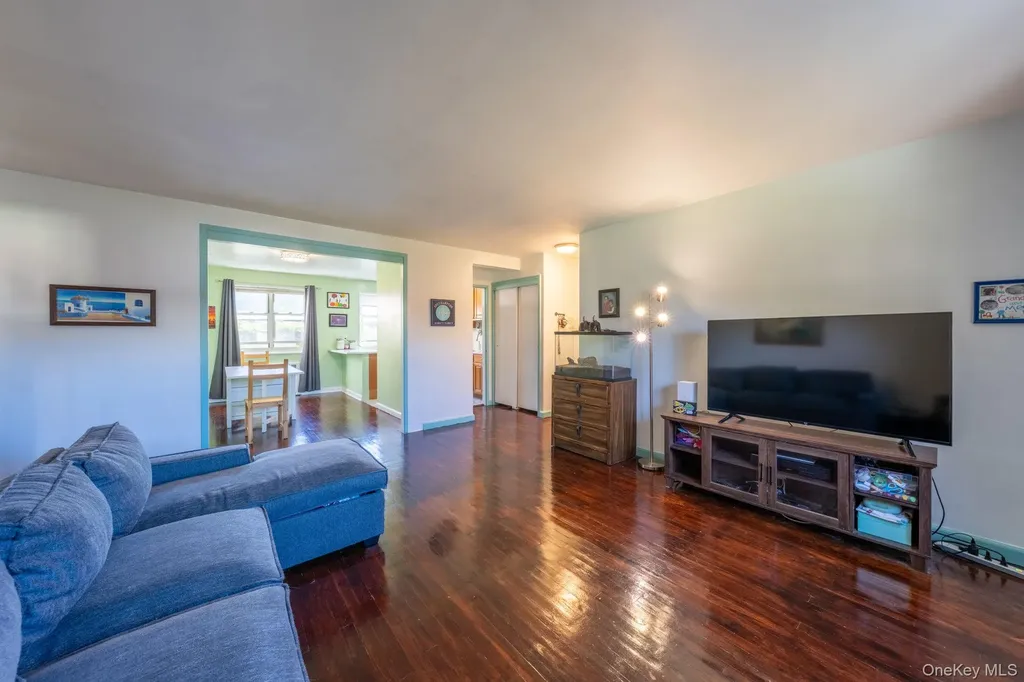 44 Dehaven Drive Yonkers NY 10703