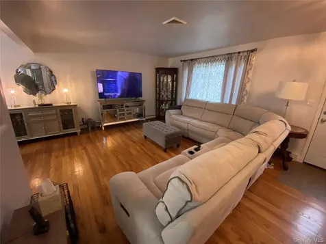 66 Riverview Drive Fishkill NY 12524