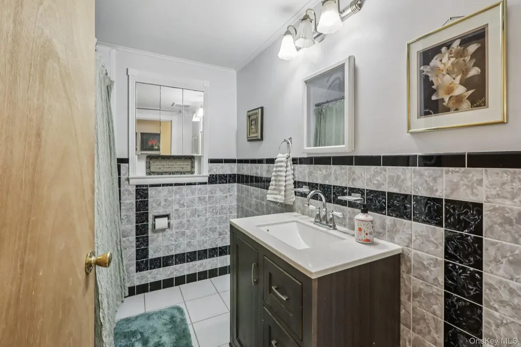 32 Maple Avenue West Nyack NY 10994