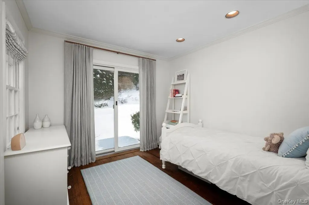 25 Bonnie Way Larchmont NY 10538