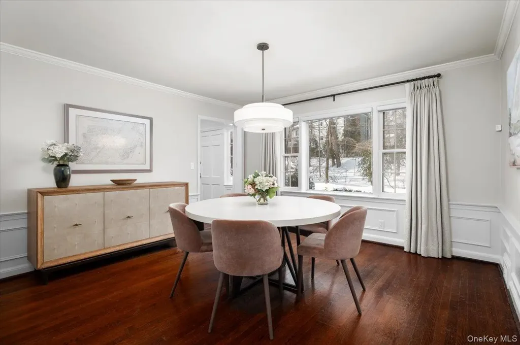25 Bonnie Way Larchmont NY 10538