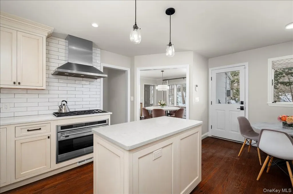 25 Bonnie Way Larchmont NY 10538