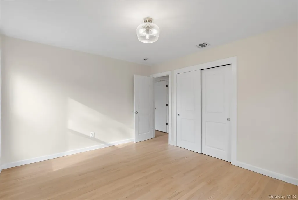 9 Randall Heights Middletown NY 10940