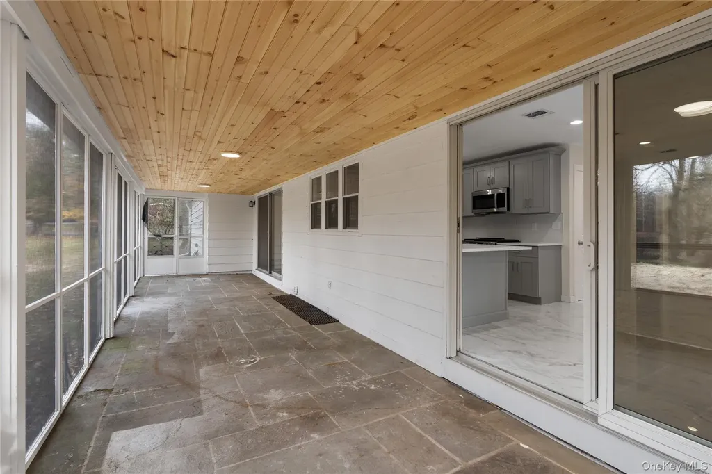 9 Randall Heights Middletown NY 10940