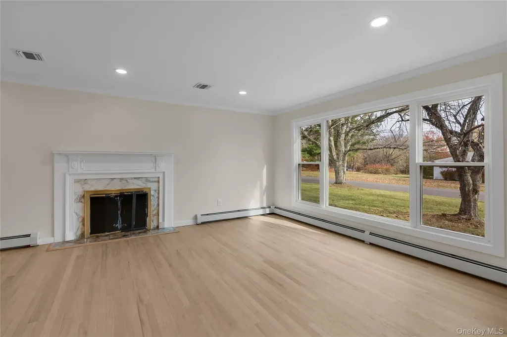 9 Randall Heights Middletown NY 10940