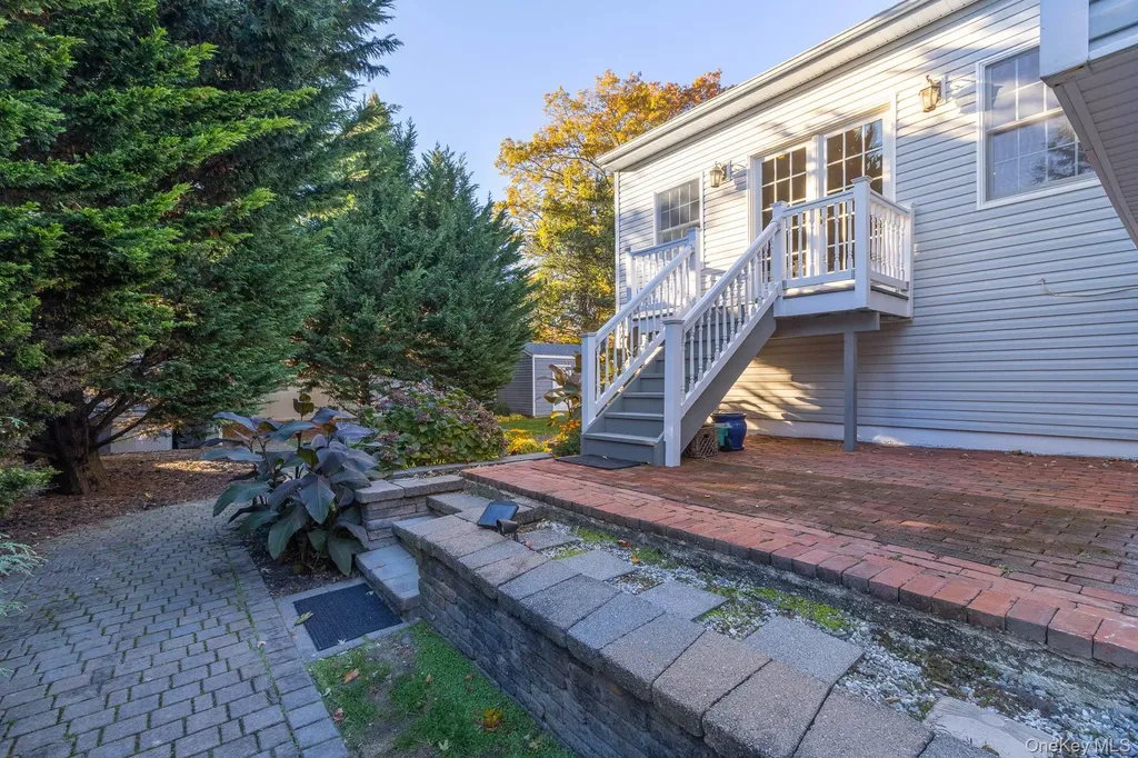 190 Northern Boulevard Saint James NY 11780