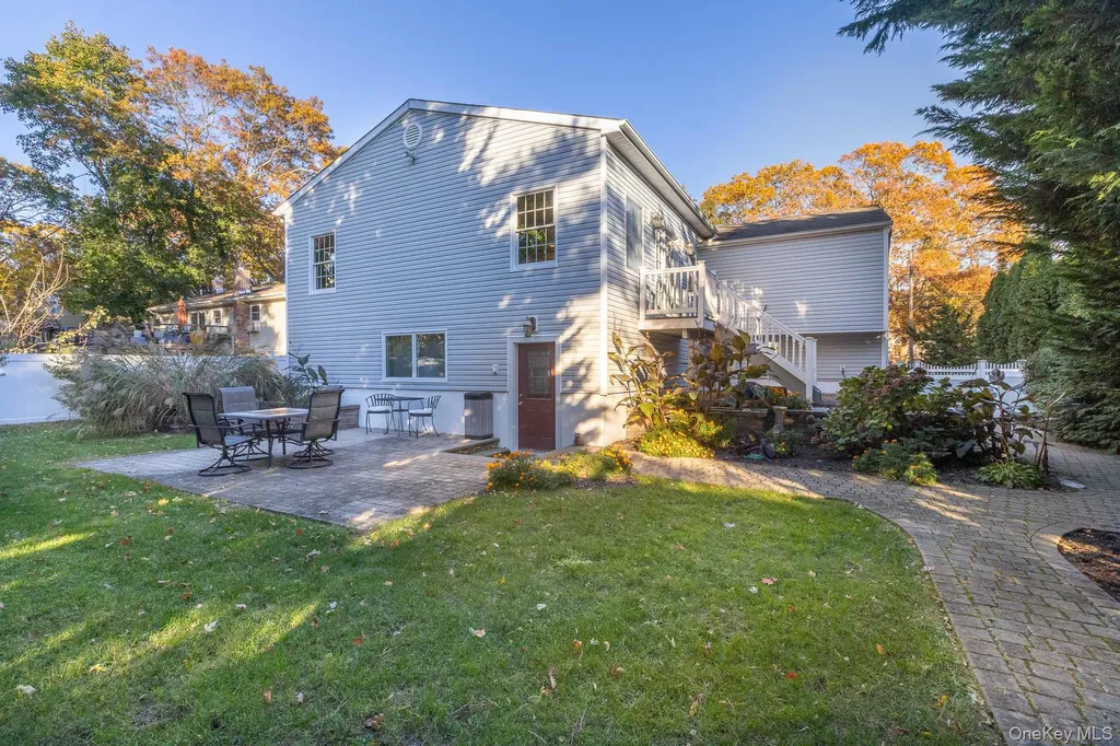 190 Northern Boulevard Saint James NY 11780