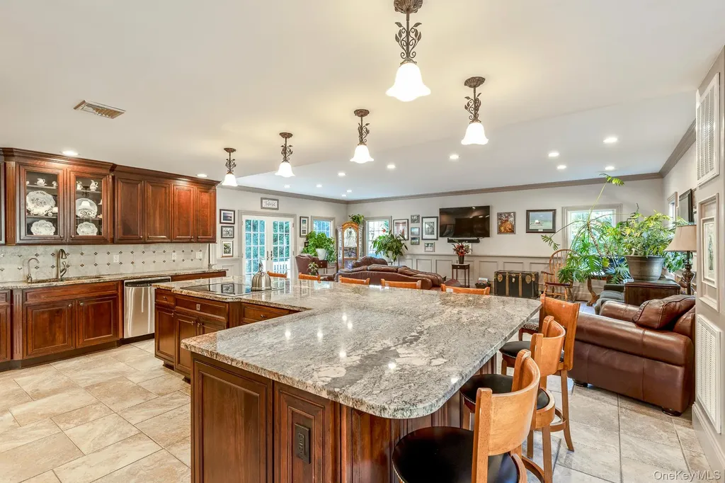 190 Northern Boulevard Saint James NY 11780