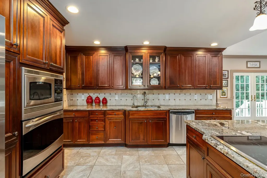 190 Northern Boulevard Saint James NY 11780