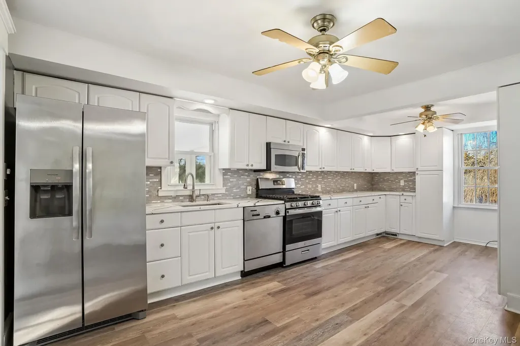 15 Milano Drive Poughkeepsie NY 12603