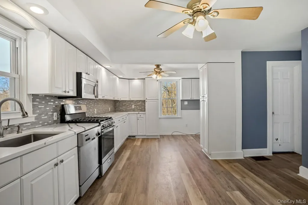 15 Milano Drive Poughkeepsie NY 12603