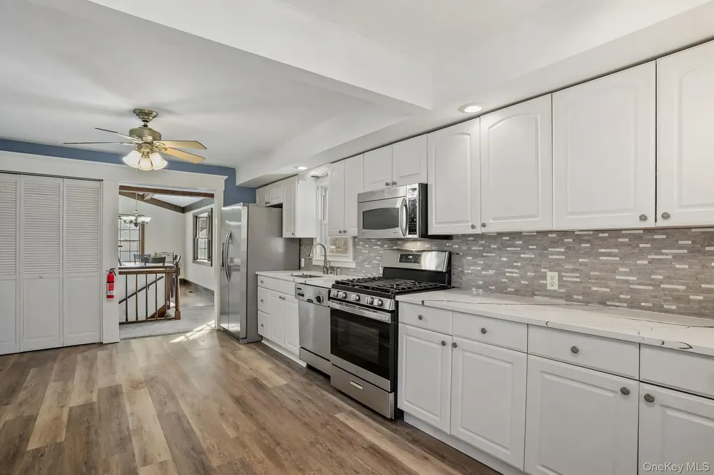 15 Milano Drive Poughkeepsie NY 12603