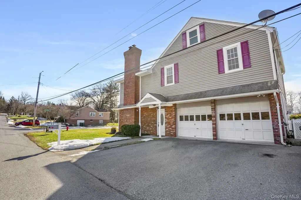 15 Milano Drive Poughkeepsie NY 12603