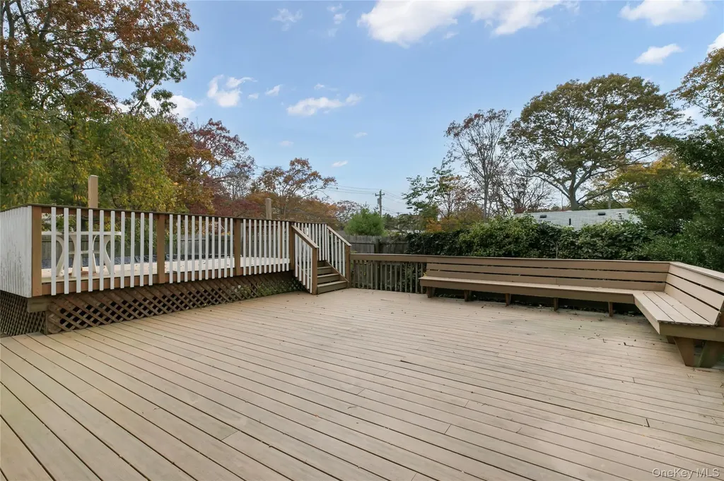 19 Hawthorne Street Mastic NY 11950