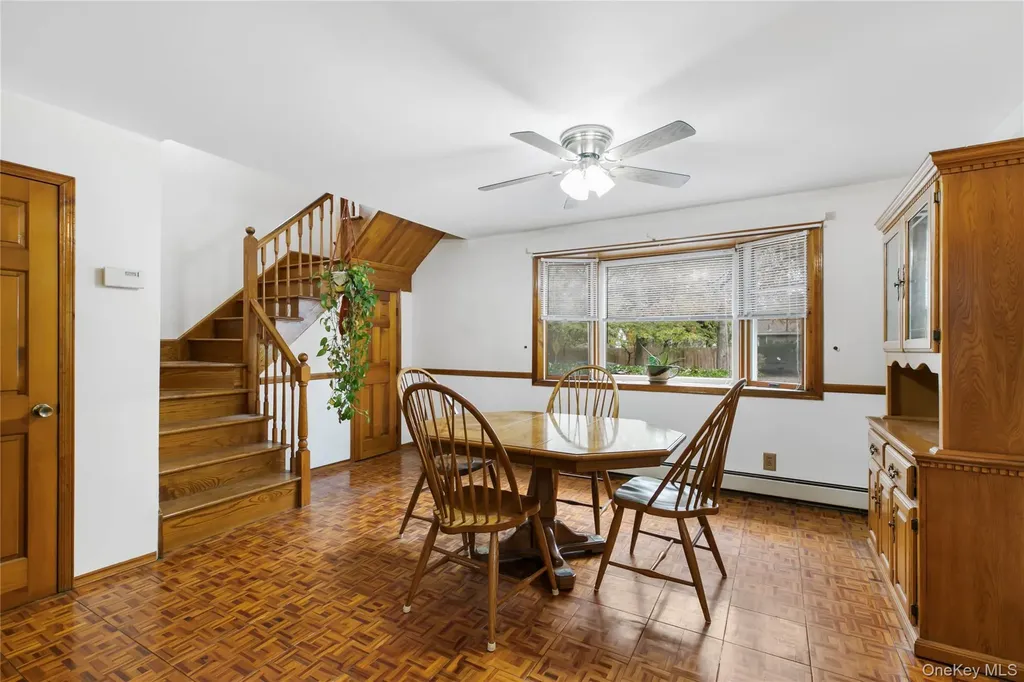 19 Hawthorne Street Mastic NY 11950
