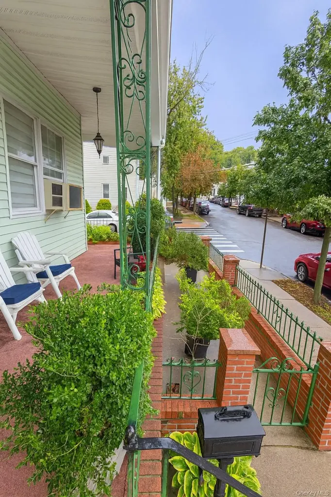 8552 79th Street Woodhaven NY 11421