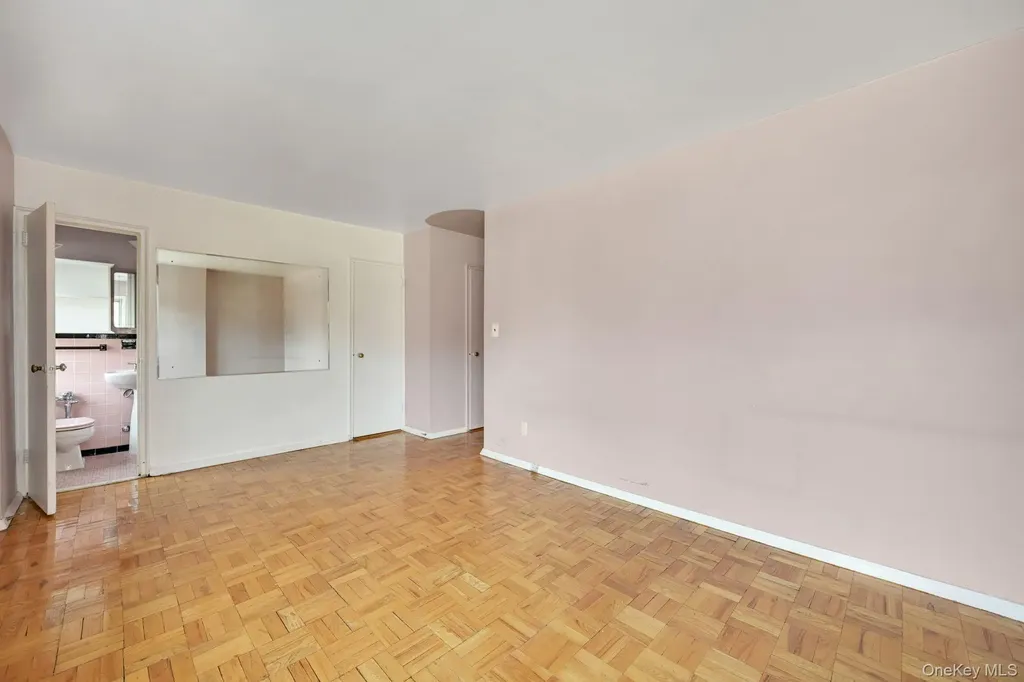 3131 Grand Concourse Bronx NY 10468