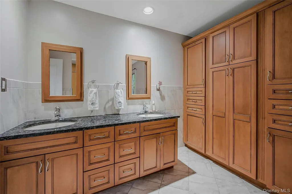 8 Margaret Avenue Nesconset NY 11767