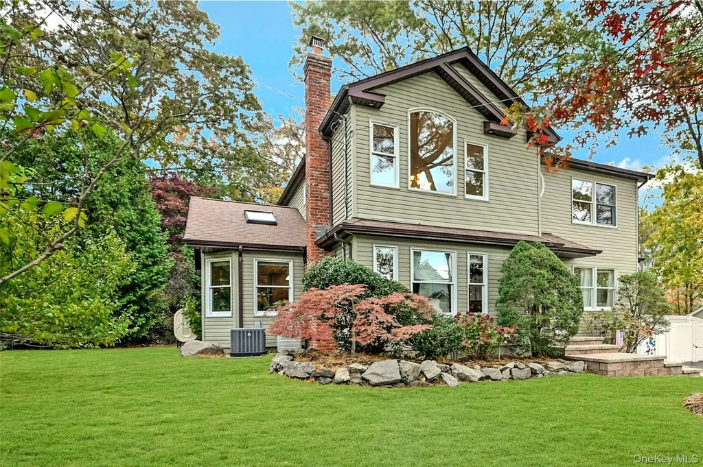 8 Margaret Avenue Nesconset NY 11767