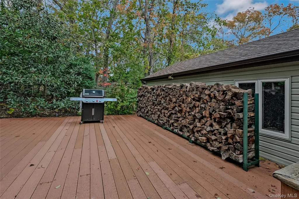 8 Margaret Avenue Nesconset NY 11767