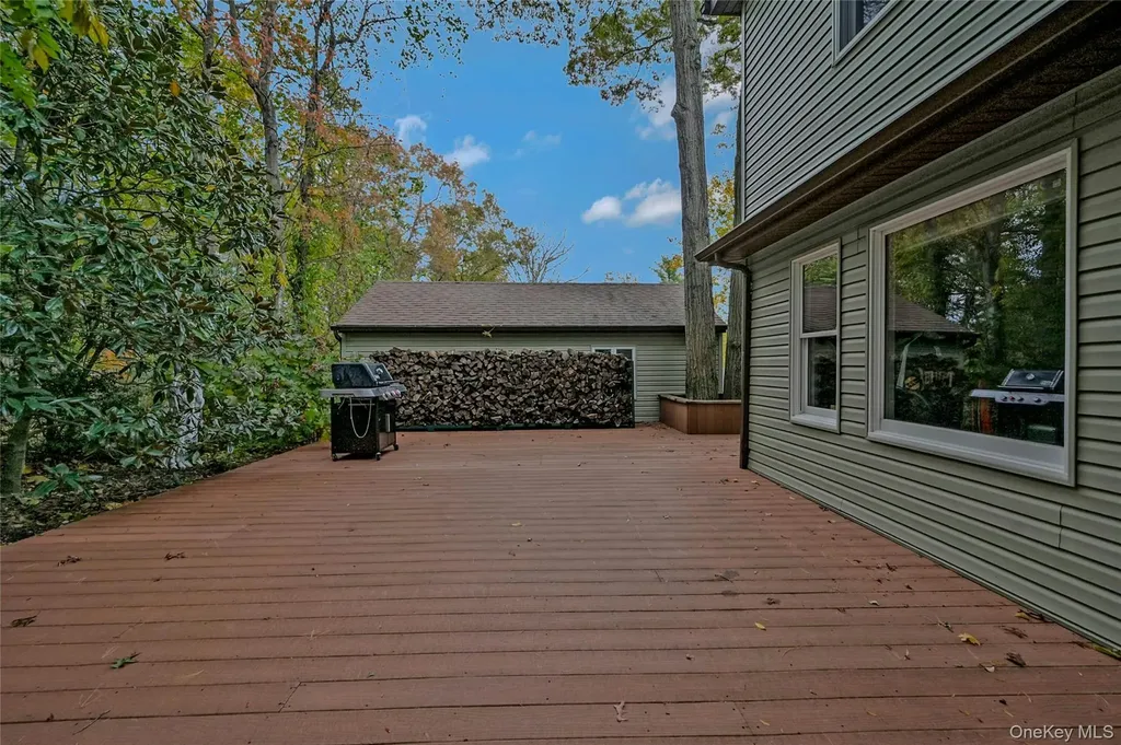 8 Margaret Avenue Nesconset NY 11767