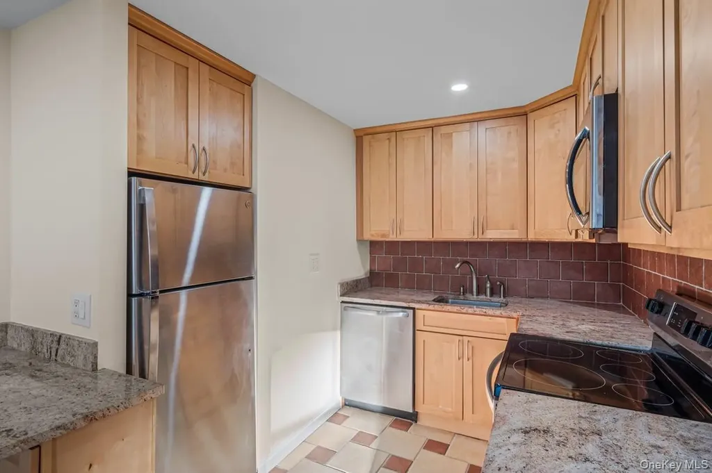 168-11 12th Avenue Beechhurst NY 11357