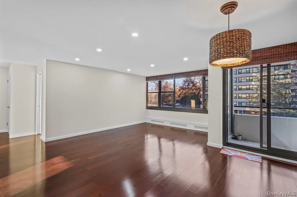 168-11 12th Avenue Beechhurst NY 11357