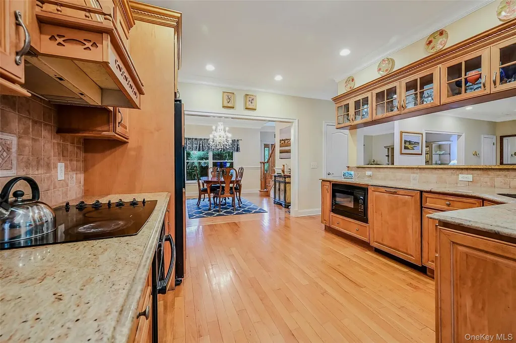 815 Uhl Lane Orient NY 11957