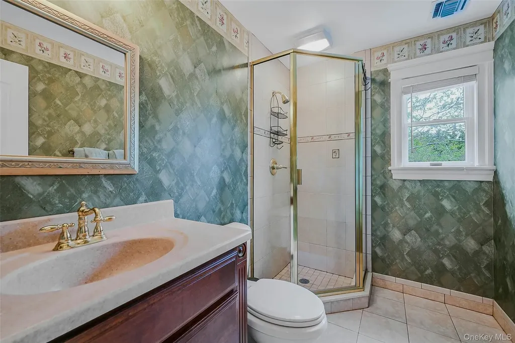 815 Uhl Lane Orient NY 11957