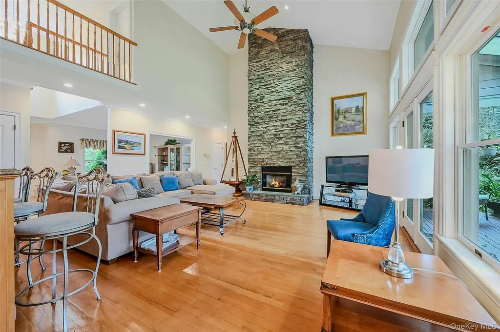 815 Uhl Lane Orient NY 11957