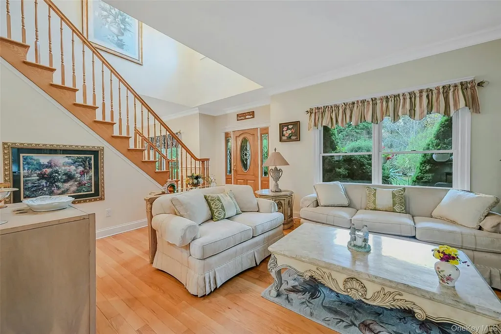 815 Uhl Lane Orient NY 11957