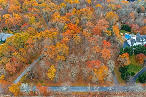 17 Spring House Road Pound Ridge NY 10576