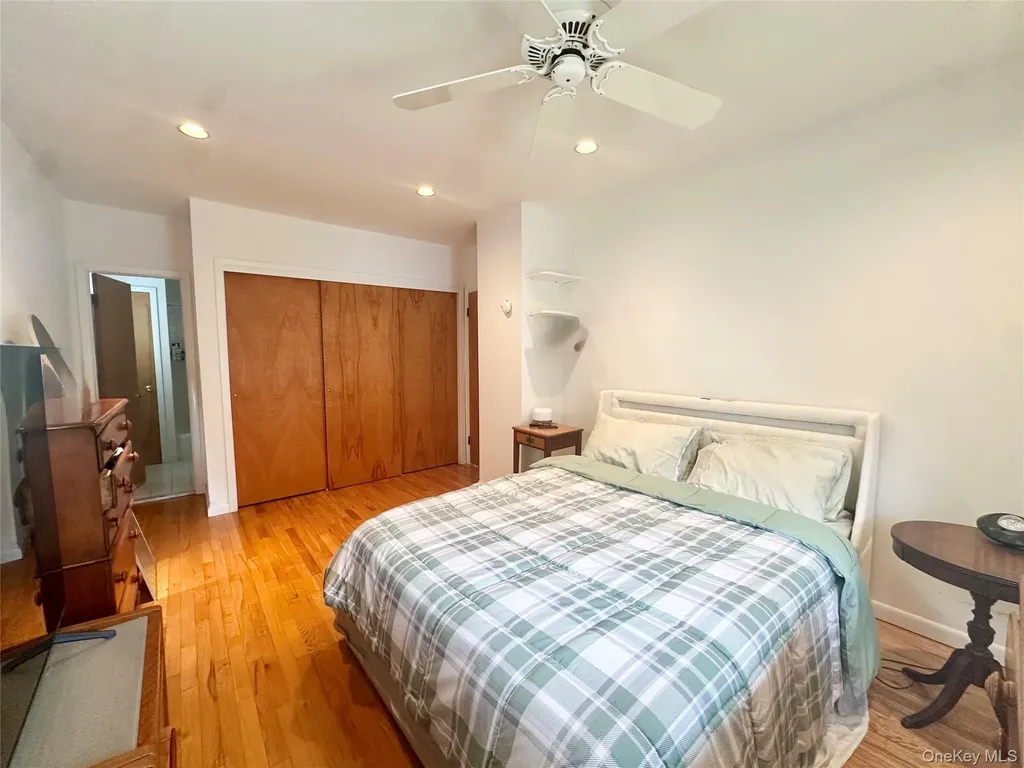 518 Lindell Boulevard Long Beach NY 11561