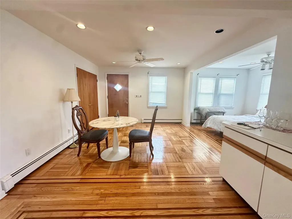 518 Lindell Boulevard Long Beach NY 11561