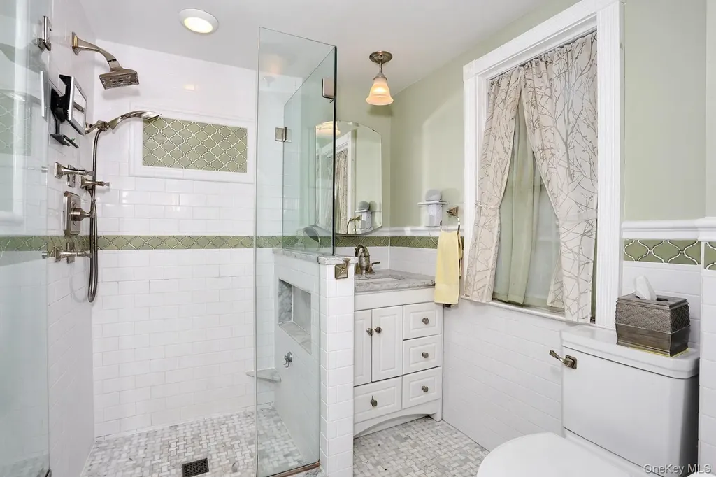 81 E Maple Avenue Suffern NY 10901
