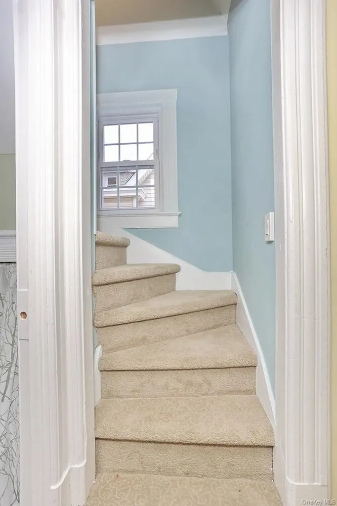 81 E Maple Avenue Suffern NY 10901