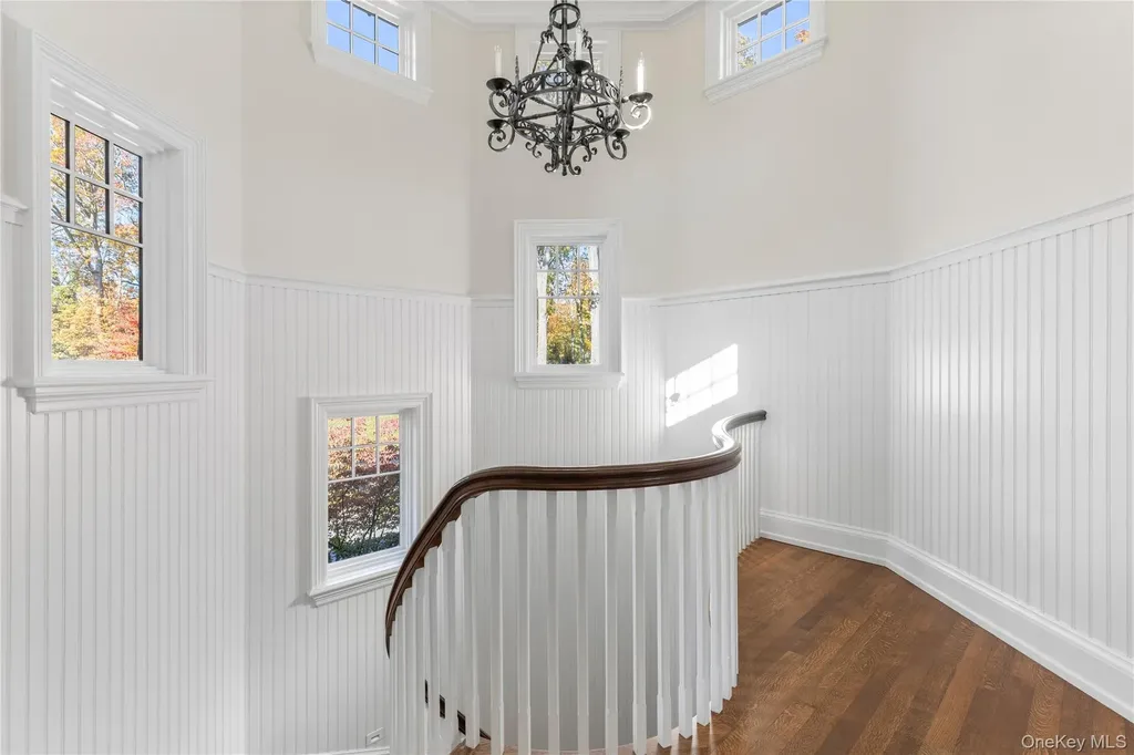 143 Heather Lane Mill Neck NY 11765
