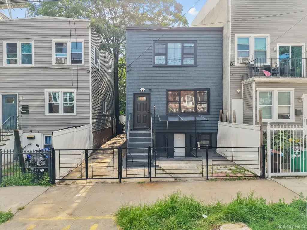 196 Shepherd Avenue Brooklyn NY 11208