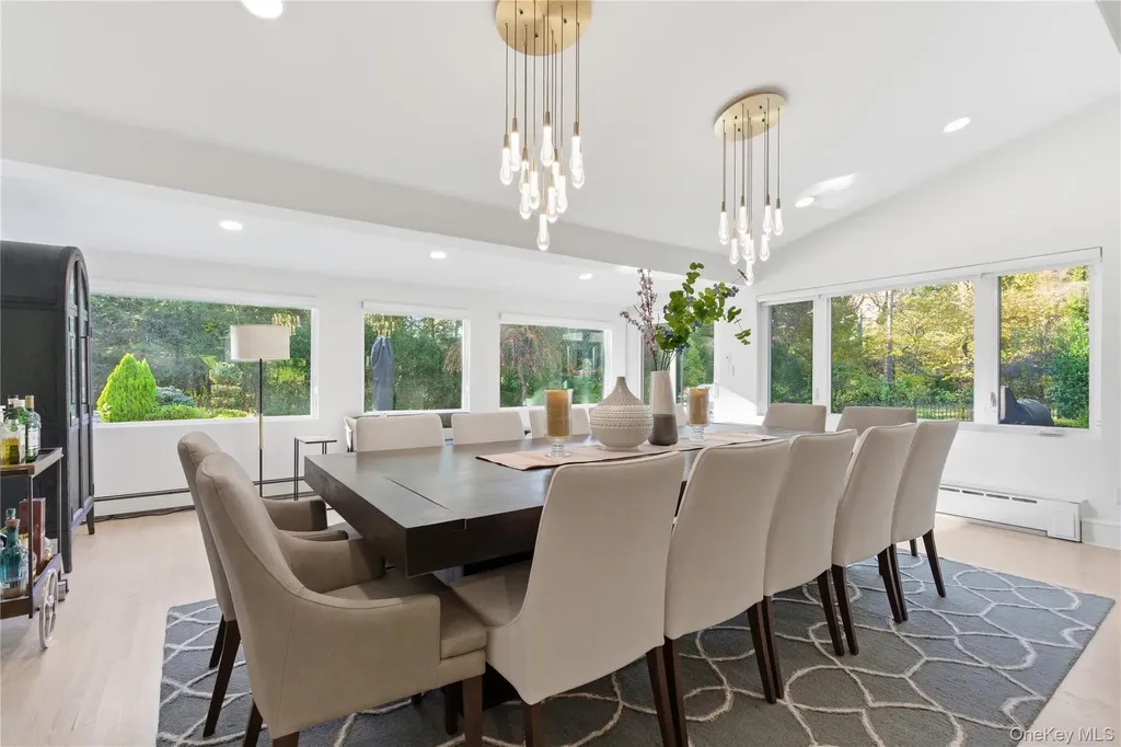 108 Bacon Road Old Westbury NY 11568