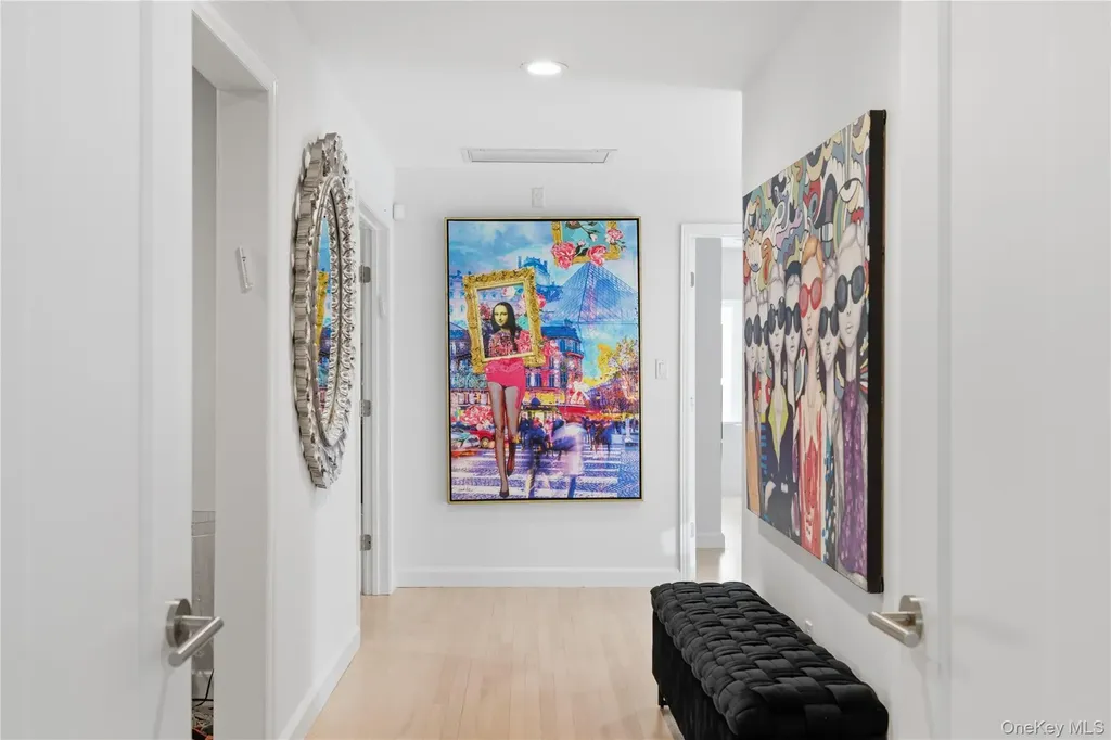108 Bacon Road Old Westbury NY 11568