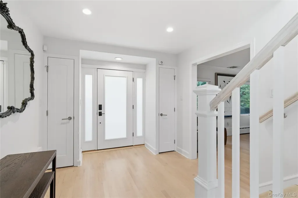 108 Bacon Road Old Westbury NY 11568
