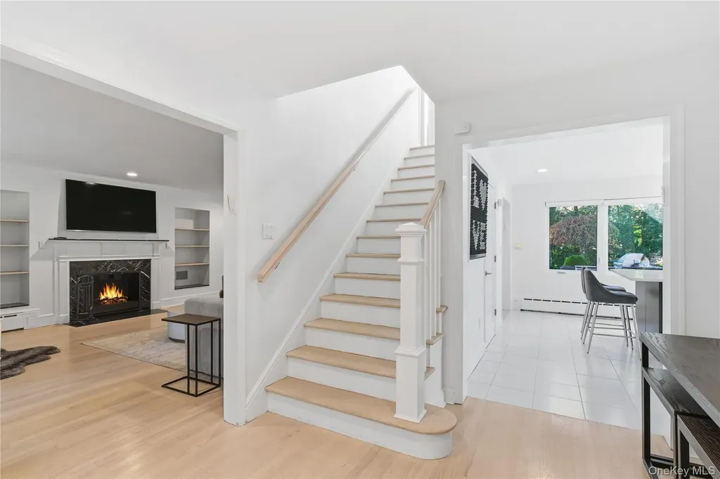 108 Bacon Road Old Westbury NY 11568