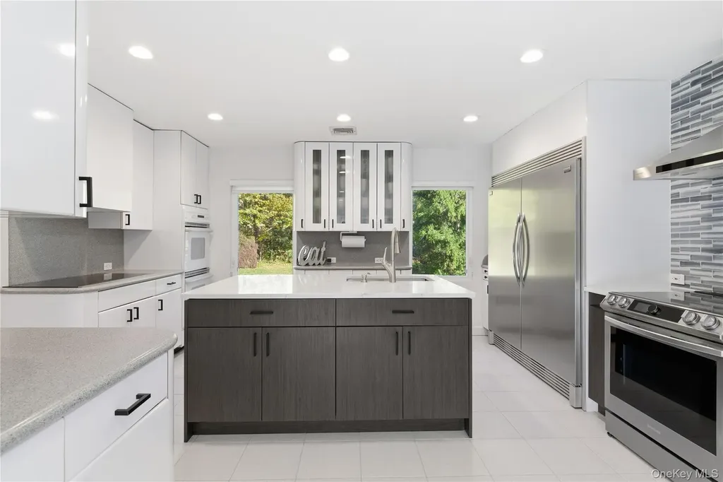 108 Bacon Road Old Westbury NY 11568
