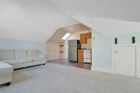 105 S Broadway Nyack NY 10960