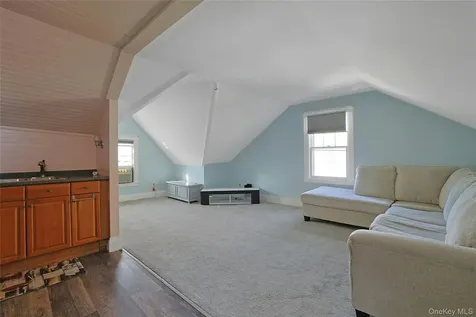 105 S Broadway Nyack NY 10960