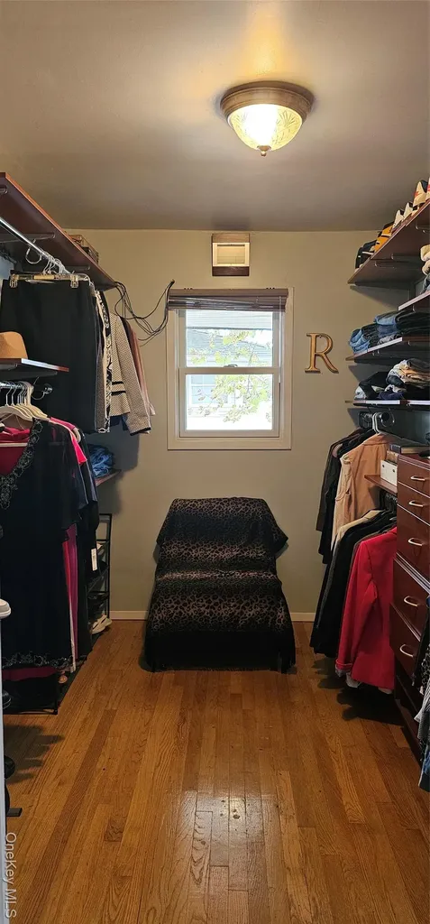 20 Sugarwood Lane Commack NY 11725