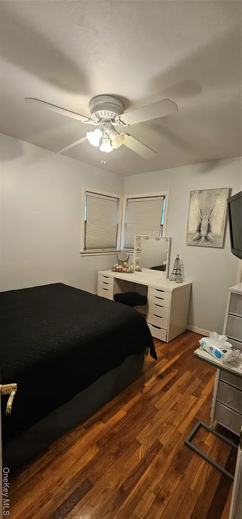 20 Sugarwood Lane Commack NY 11725