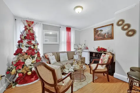 140 Beekman Avenue Sleepy Hollow NY 10591
